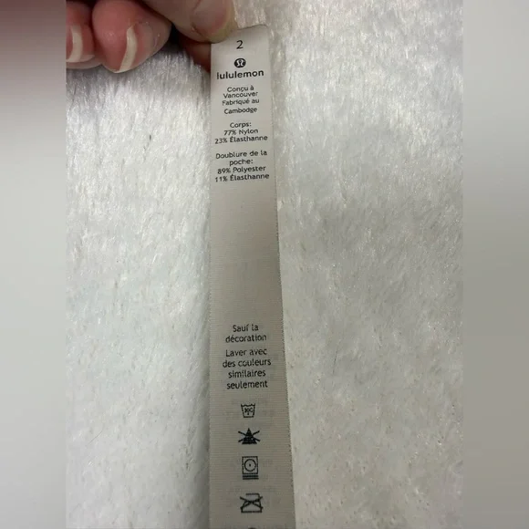 Lululemon Athletica Navy Apparel - Picture 3 of 5